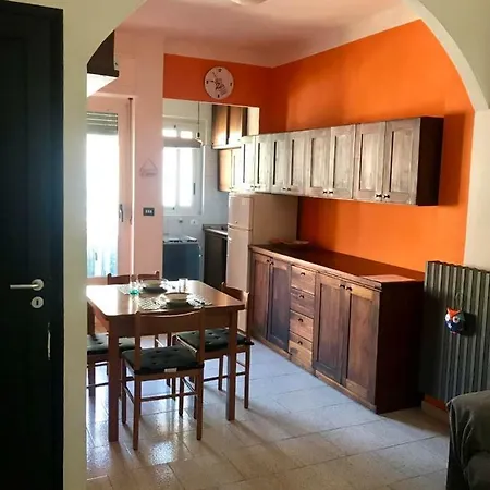 Apartamento Luminoso In Zona Centrale